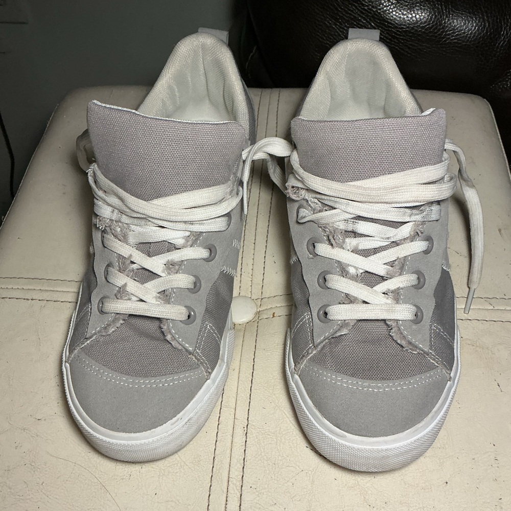 Casual Light Gray Lace-Up Sneakers